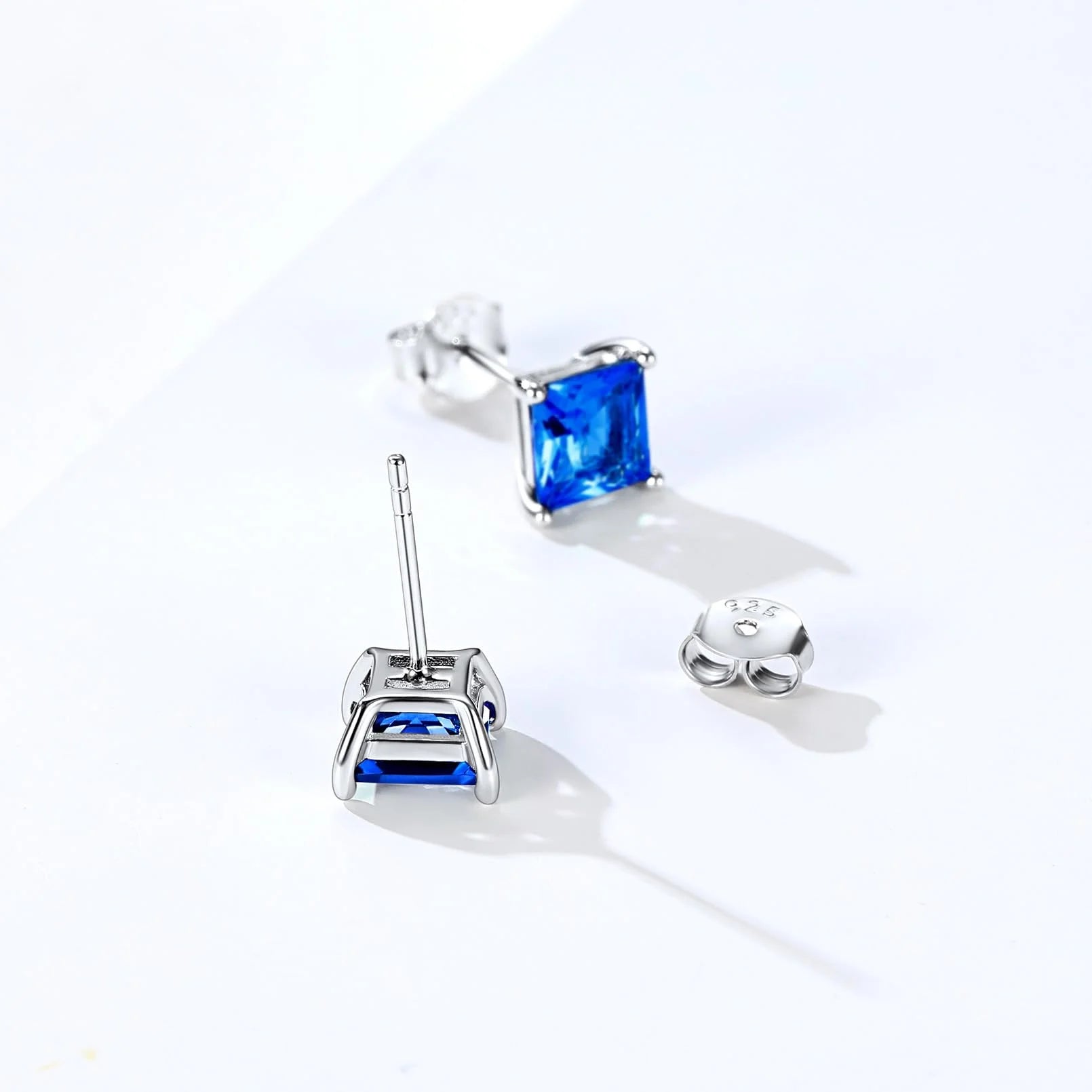 Elegant Women'S 925 Sterling Silver Stud Earrings with Sparkling Zirconia - Hypoallergenic, Screw-Back Design for Everyday & Special Occasions