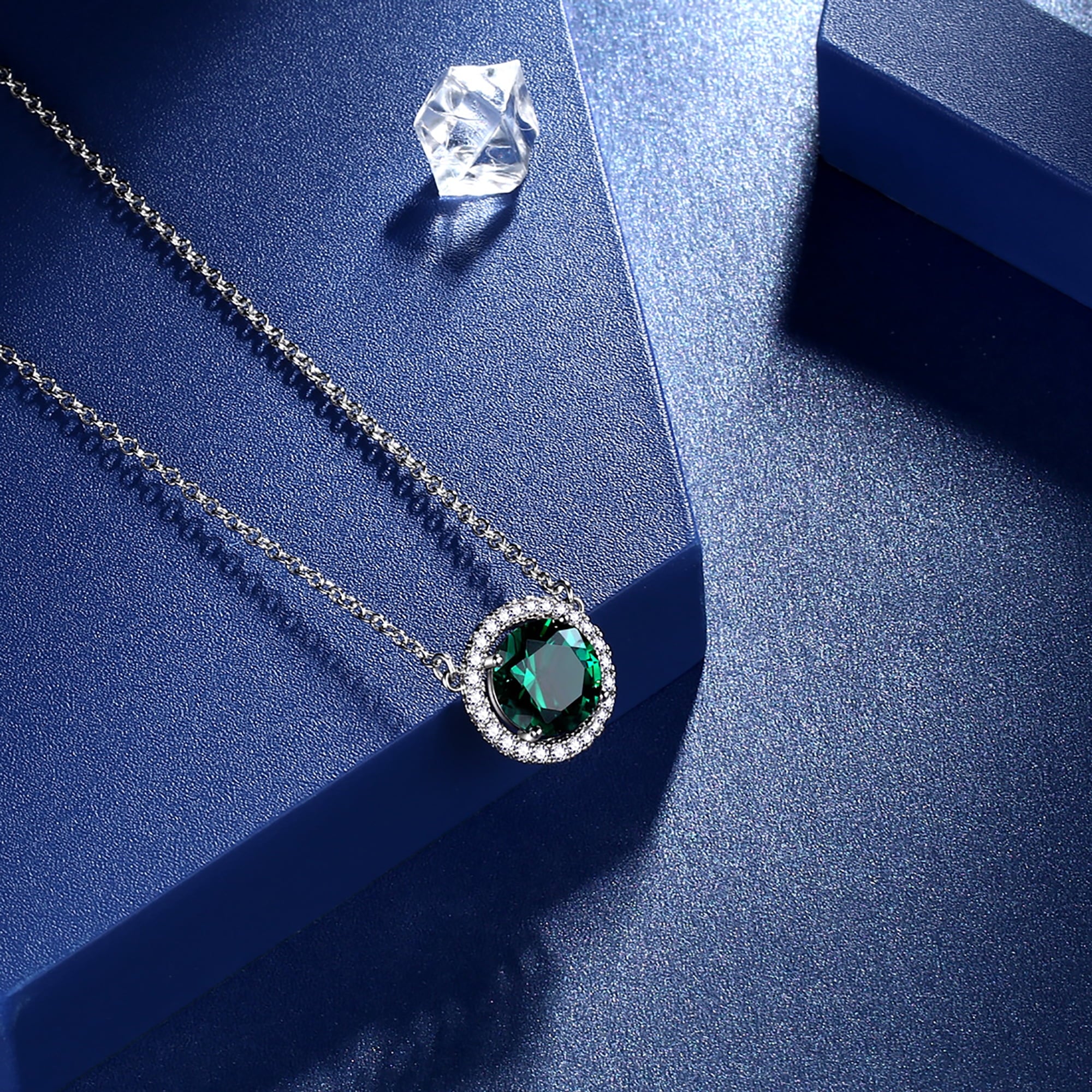 May Birthstone Necklaces Silver Plated round Shape Pendant Green Birthstone Necklace Jewelry Birthday Gifts for Men and Women